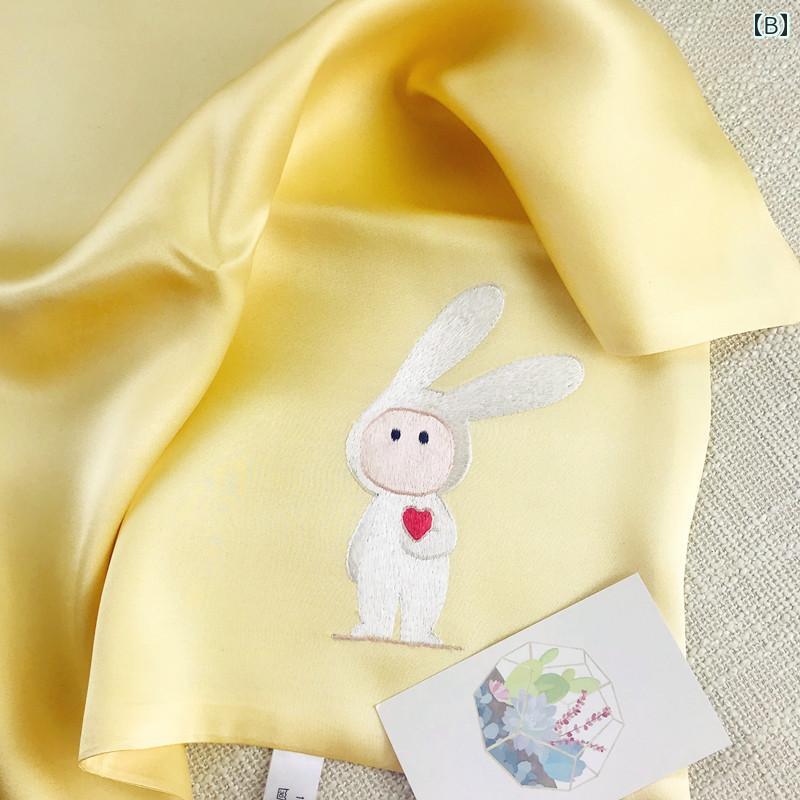 フロントップ楽天市場店のハンカチ レディース ギフト 母の日 二重 刺繍 うさぎ 汗拭き 柔らかい かわいい 光沢 普段使い 旅行 ワンポイント シンプル 白 黄色 グレー｜アングル2