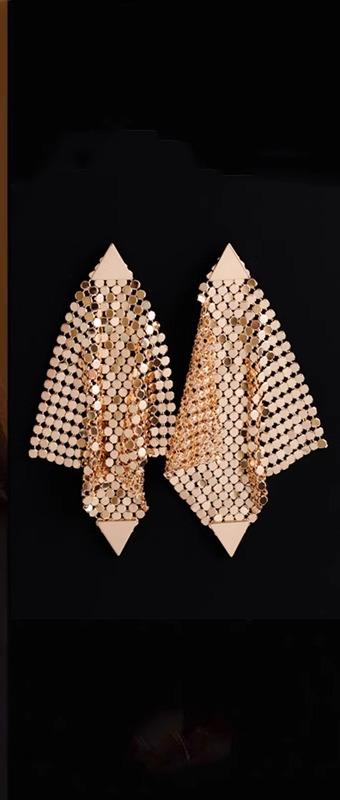 ウェディング アクセサリー 新婦 ブライズメイド ピアス ロング 揺れる フリンジ 合金 パール ストーン キラキラ 大ぶり 発表会 舞台 韓国 おしゃれ 金