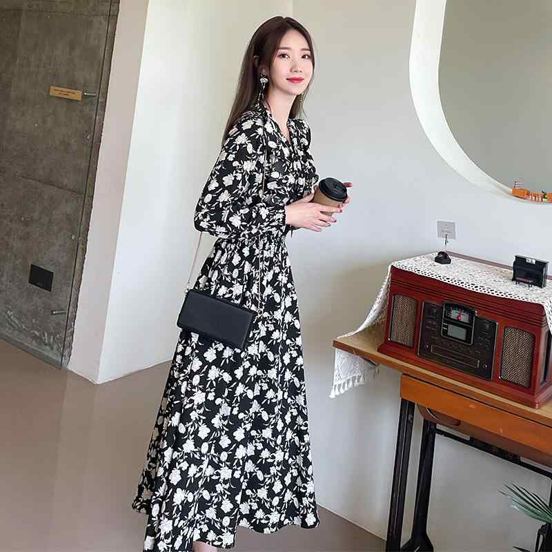 樂天商城 - ワンピース レディース おしゃれ 長袖 ロング丈 花柄 フレンチ スタイル ウエストマーク 体型カバー 秋 夏