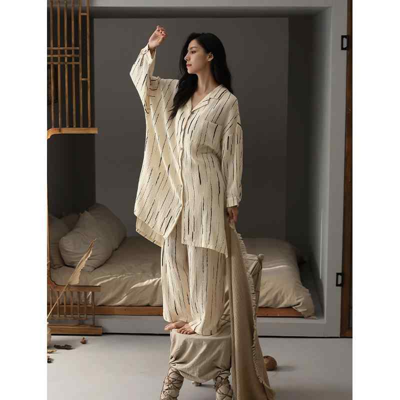 パンツの長さ：ズボンウエスト ：ゴム生地素材構成：綿適用季節：秋と冬袖丈：長袖