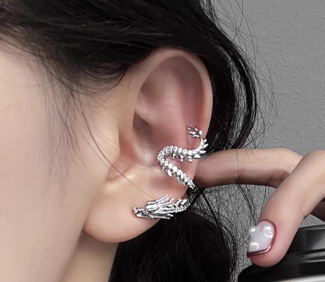 イヤーカフ レディース 中国風 耳飾り イヤークリップ ピアス穴不要 アクセサリー ラインストーン キラ..