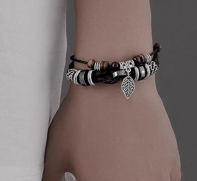 ブレスレット メンズ レザー 葉モチーフ 多層 ヴィンテージ風 革紐 編み込み エスニック調 アクセサリー シンプル カップル カジュアル おしゃれ 黒