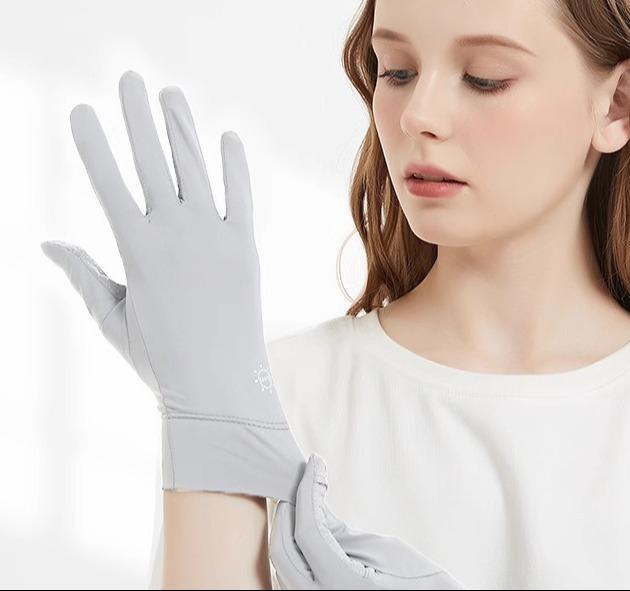 手袋 スマホ対応 夏 レディース 日焼け対策 ひんやり 涼しい 薄手 通気性 ナイロン 滑り止め フリーサイズ 運転 サイクリング スポーツ グレー 白 紫