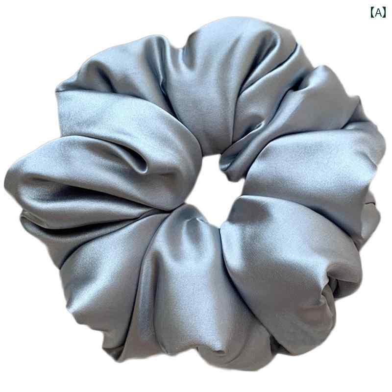 シュシュ かわいい レディース サテン 中綿 もこもこ ソフト 大きめ ヘアゴム アクセサリー 大人 シンプル カジュアル 無地 花柄 青 茶色 黒 プレゼント...