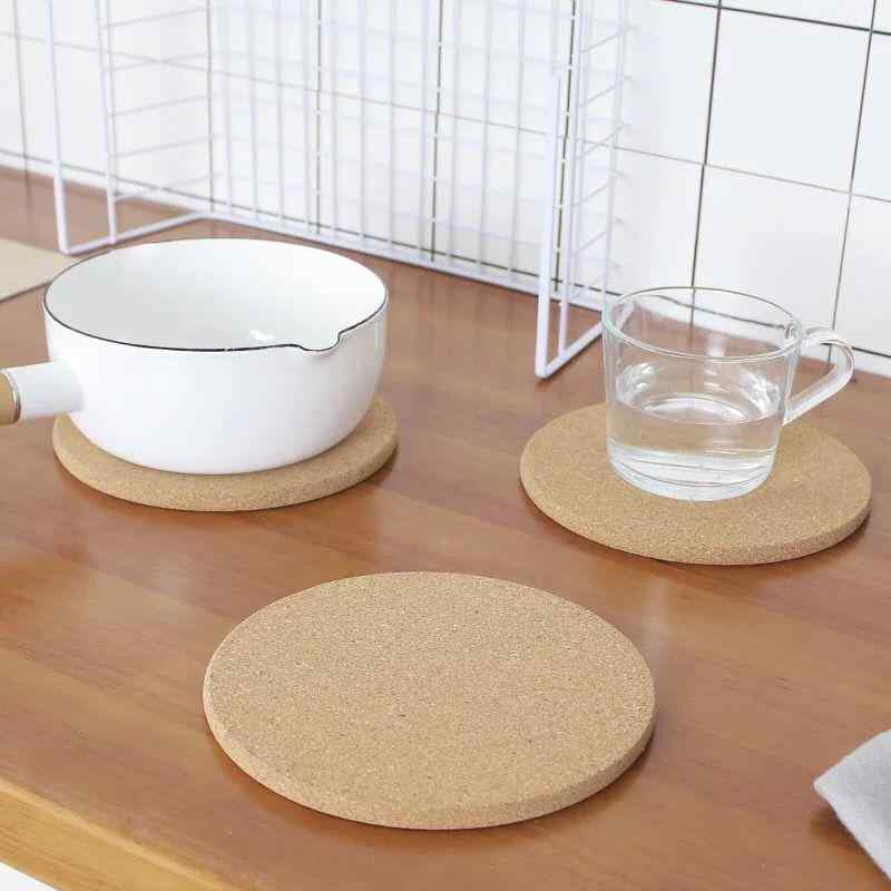 鍋敷き おしゃれ プレート マット 断熱 家庭用 木製 コルク コースター ボウル ダイニング テーブル 火傷 防止 ポット ラウンド シンプル 北欧 セット