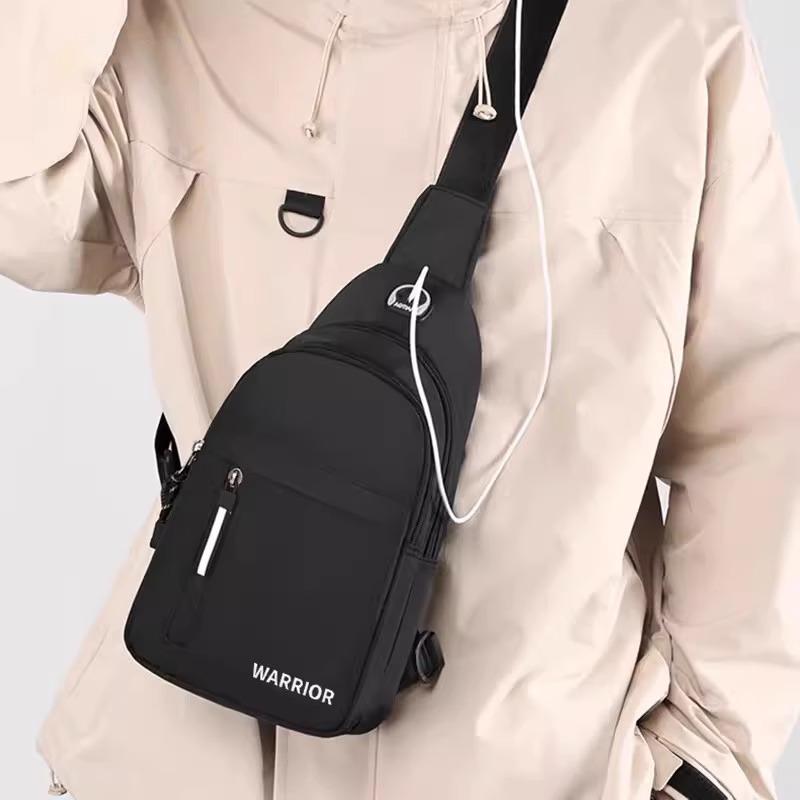 ボディバッグ メンズ かっこいい 斜め掛け ショルダー コンパクト アウトドア スタイリッシュ ナイロン ジッパー 黒 ポリエステル ソフト