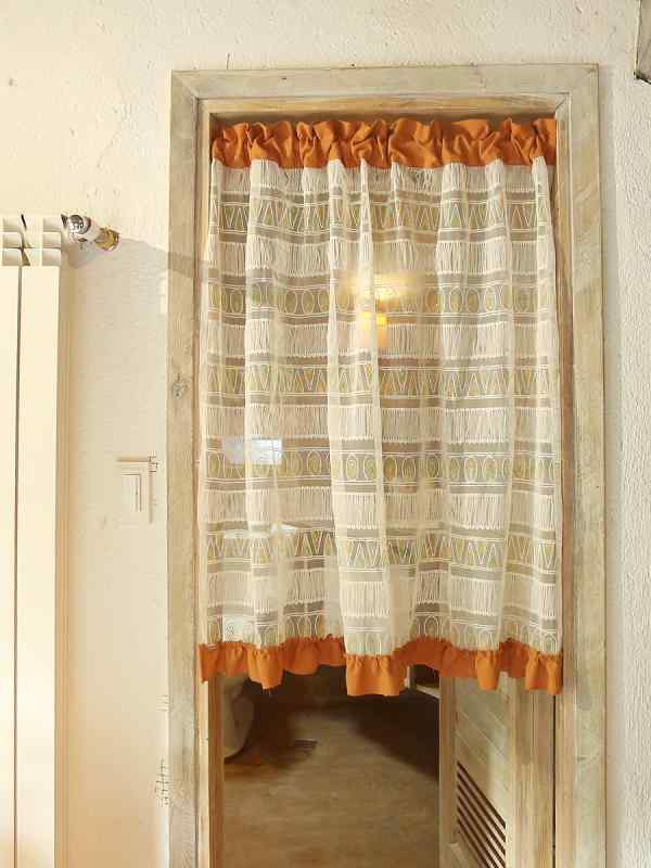 カフェカーテン おしゃれ レース キッチン 間仕切り 小窓 目隠し 洗面所 トイレ パウダールーム のれん 刺繍 スパンコール オレンジ