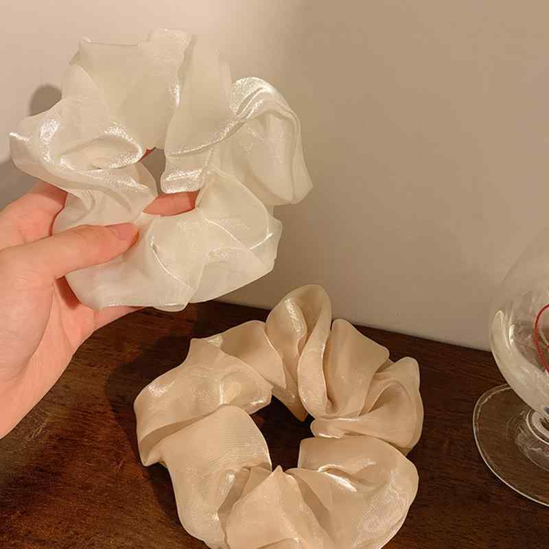 シュシュ 大きめ フレンチ ボリューム ゴム ポニーテール シンプル サテン カジュアル 無地 おしゃれ 普段使い ヘアアクセサリー ワンポイント パーティー 白 シャンパンカラー