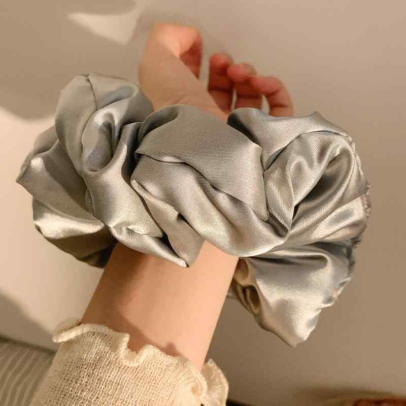 シュシュ 大きめ サテン レディース ボリューム 韓国 黒 緑 青 シンプル カジュアル おしゃれ 普段使い..