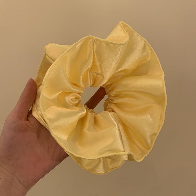 シュシュ ヘアアクセサリー ポニーテール キュート 黄色 サテン 夏 髪飾り レディース 豪華感 シンプル まとめ髪用