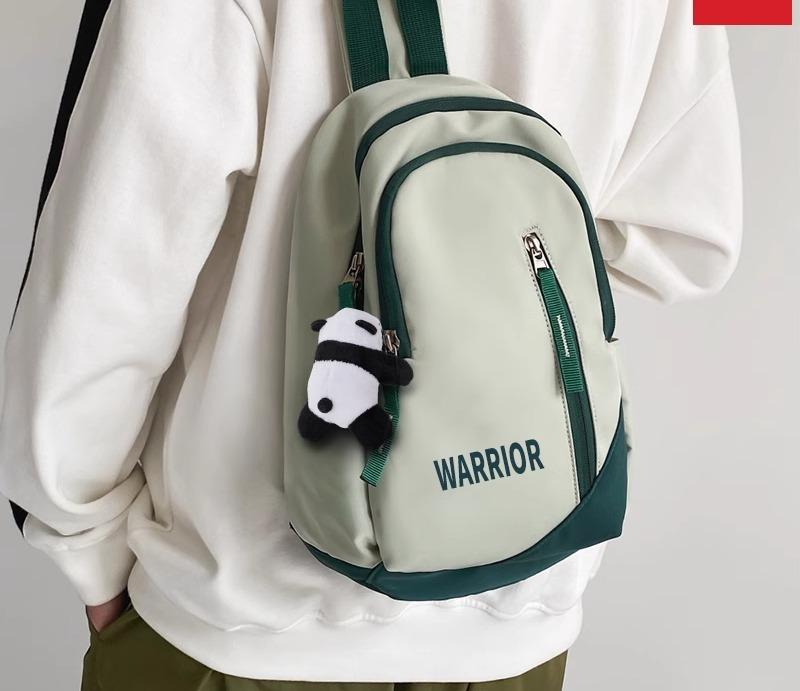 ボディバッグ メンズ レディース 斜め掛け ショルダー ナイロン ファスナー サイドポケット 撥水 軽量 ペットボトル タブレット 旅行 スポーツ アウトドア カジュアル 緑 黒 白