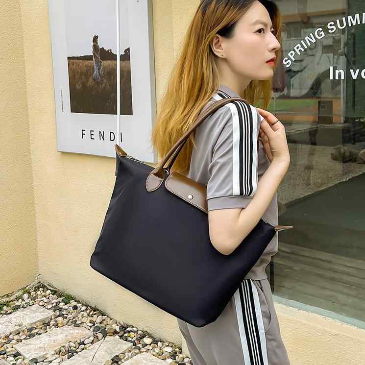 レディース バッグ おしゃれ ナイロン トート 大容量 ショルダー シンプル 軽量 ビジネス