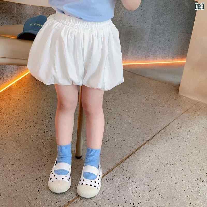 フロントップ楽天市場店のベビー服 パンツ 子供 夏 カボチャ型 バルーン ショート丈 女の子 コットン 韓国 おしゃれ シンプル 無地 カジュアル 普段使い ウエストゴム 黒 白｜アングル3