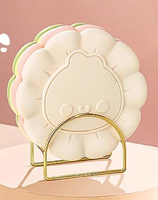 鍋敷き かわいい シリコン キッチン用品 雑貨 テーブル マット ミトン 水切り 火傷防止 耐熱 煮沸 柔らかい洗える お手入れ簡単 リバーシブル セット 収納ラック 猫 ウサギ 黄色 ピンク 白
