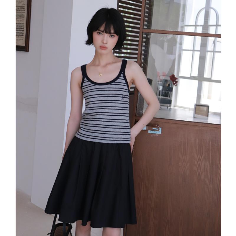 セットアップ レディース おしゃれ ストライプ柄 ノースリーブ プリーツ スカート 夏 コーディネート 黒 白 トップス 涼