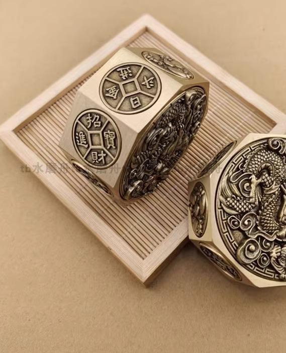 真鍮 置物 インテリア オブジェ 家庭用 玄関 リビング 卓上 風水 お守り 縁起物 ハ...