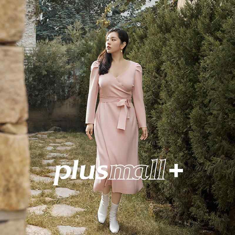 大きいサイズ レディース プラスサイズ 秋 ニット ピンク レトロ バルーンスリーブ ウエストマーク ミモレ丈