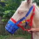 乗馬用品 口輪 セット 噛みつき 食べ過ぎ 防止 耐久性 調節可 マズル 頭絡 馬具 シンプル 黒 赤 茶色