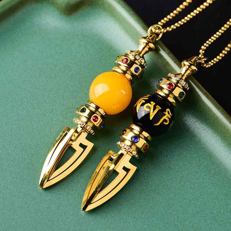 ペンダント ネックレス ユニセックス チタン 仏教 六字真言 マントラ お守り 杵 仏具 アクセサリー キ..