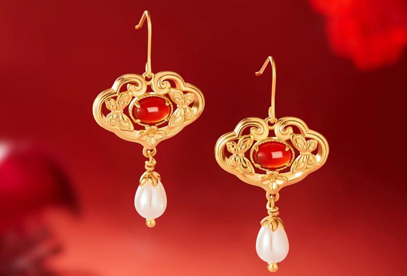 ピアス レディース 中国風 耳飾り アクセサリー 装飾 キラキラ 揺れる 小物 幸運 お守り 誕生日 プレゼ..