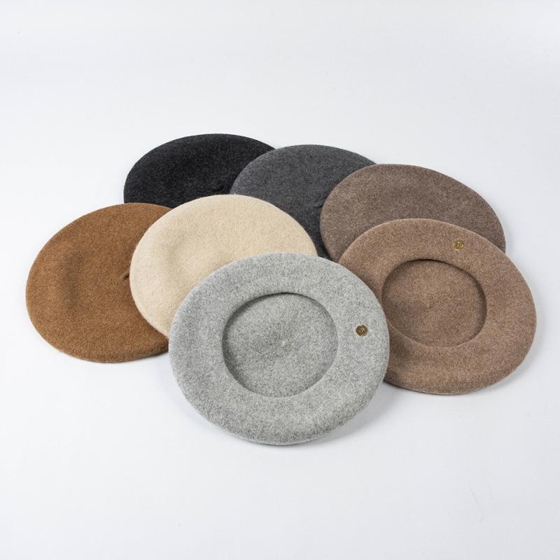 ベレー帽 レディース オシャレ 普段使い 秋冬 ウール フェルト 帽子 金属ロゴ 無地 防寒 英国風 画家帽子 カジュアル 暖かい シンプル