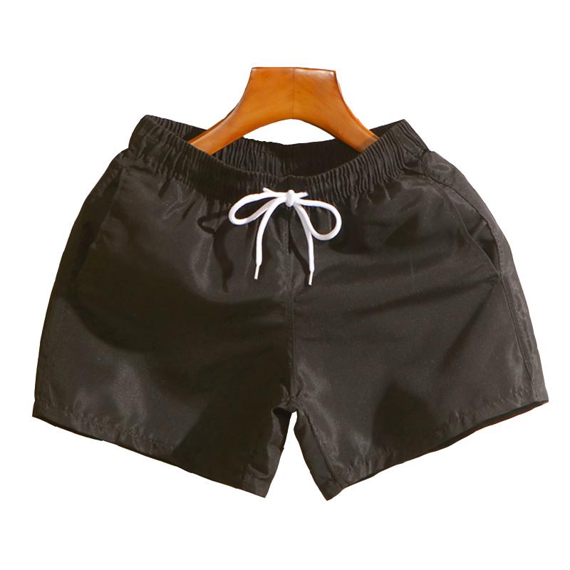 パンツ丈：ショートパンツ（膝上までの丈）素材構成: ポリエステル繊維適用季節：夏伸縮性：やや伸縮性あり生地の機能: 速乾性