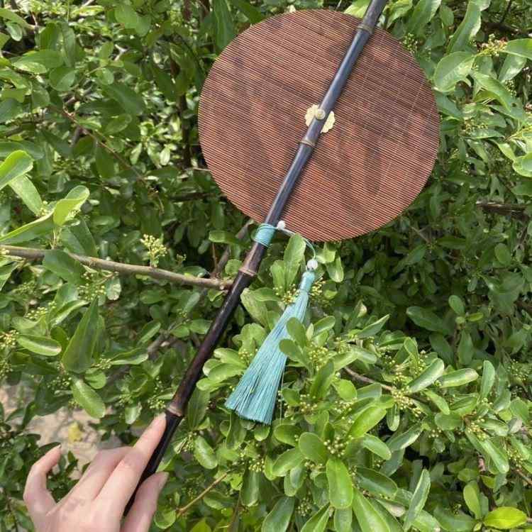 扇子 中国風 レトロ 伝統的 うちわ 巻き付け式 腰扇 ロング柄 タッセル 装飾 漢服 舞踏 パフォーマンス シンプル 茶