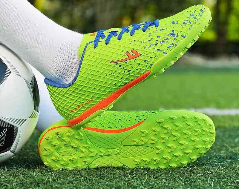 サッカースパイク 夏 大人 ジュニア PU ゴム底 衝撃吸収 防滑 シューズ TFスタッド 人工芝 フットボール トレーニング スポーツ かっこいい 黒 緑 青