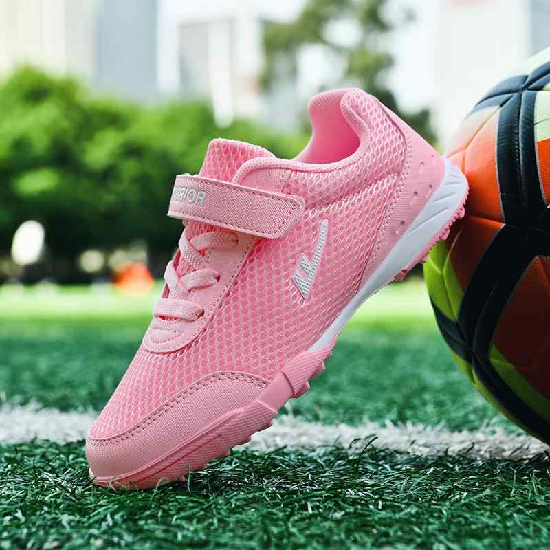 サッカースパイク 夏 大人 ジュニア 子供 PU メッシュ 衝撃吸収 防滑 通気性 シューズ TFスタッド 人工芝 フットボール トレーニング スポーツ かっこいい 黒 青 黄