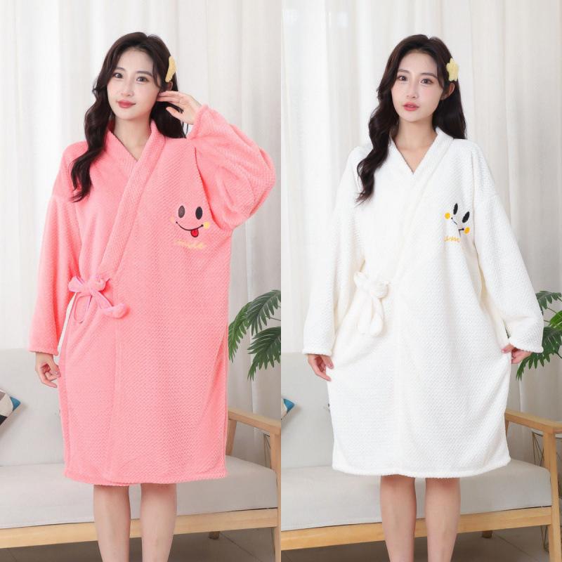 パジャマ レディース ルームウェア リラクゼーション ウェア かわいい 半袖 長袖 前開き 腰 紐 刺繍 厚..