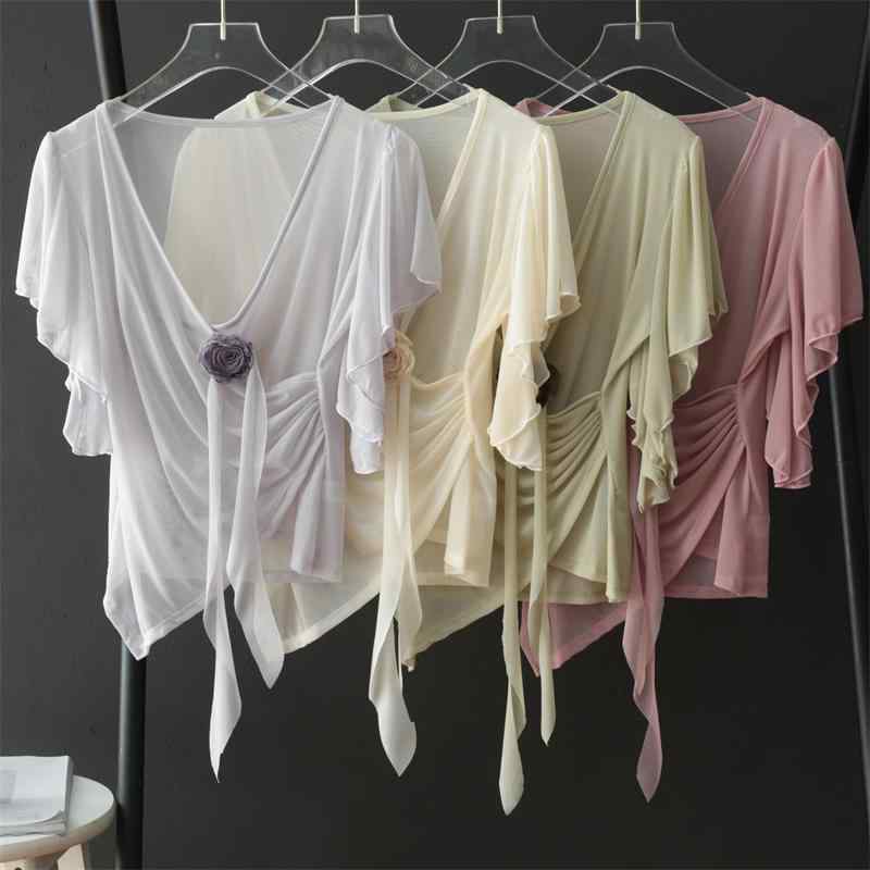 ブラウス レディース おしゃれ 夏 フリル袖 立体花 飾り 深Vネック 透け感 薄 軽やか ダンス フェミニン かわいい