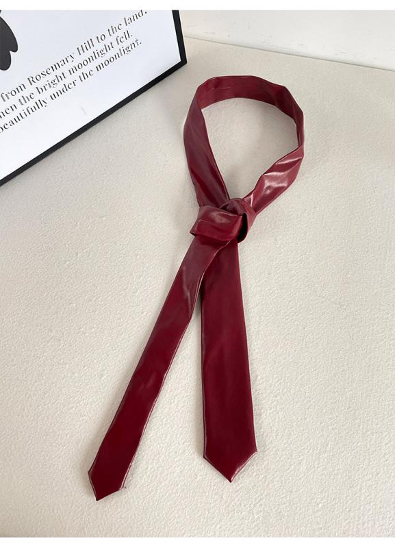 レザーネクタイ おしゃれ メンズ PU ナロー スリムタイ スーツ アクセサリー 小物 パーティー イベント アメリカン レトロ カジュアル モード シック スタイリッシュ パンク ロック 父の日 就職祝い ギフト シンプル 無地 ワインレッド