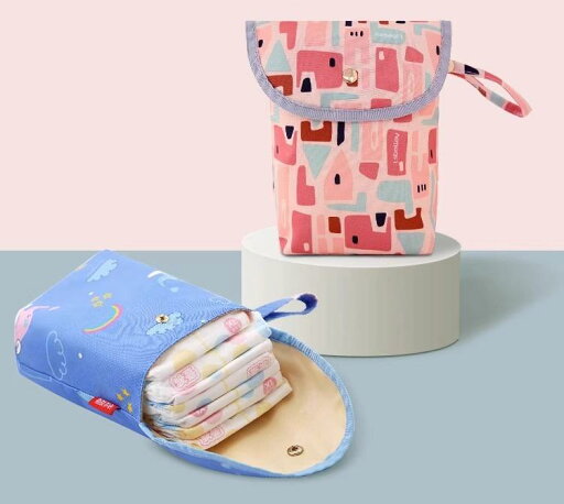 ベビー おむつポーチ 赤ちゃん かわいい 吊り下げ ストラップ スナップボタン おしり拭き 収納 バッグ お出かけ 旅行 お散歩 携帯 持ち運び ママ 軽量 プリントゾウ 家 青 ピンク ベビー おむつポーチ 赤ちゃん かわいい 吊り下げ ストラップ スナップボタン おしり拭き 収納 バッグ お出かけ 旅行 お散歩 携帯 持ち運び ママ 軽量 プリントゾウ 家 青 ピンク