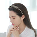 カチューシャ 細 大人 レディース きらきら ストーン 蝶 モチーフ 上品 髪留め 滑り止め かわいい ヘアアクセサリー 前髪 洗顔