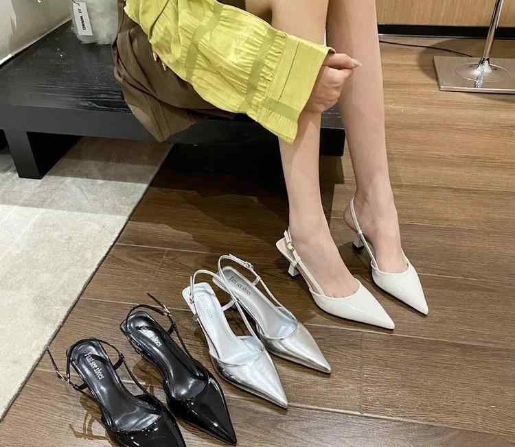 バックストラップ パンプス 夏 レディース PU ポインテッドトゥ スティレットヒール オフィス パーティー フレンチ おしゃれ シンプル 白 シルバー 黒