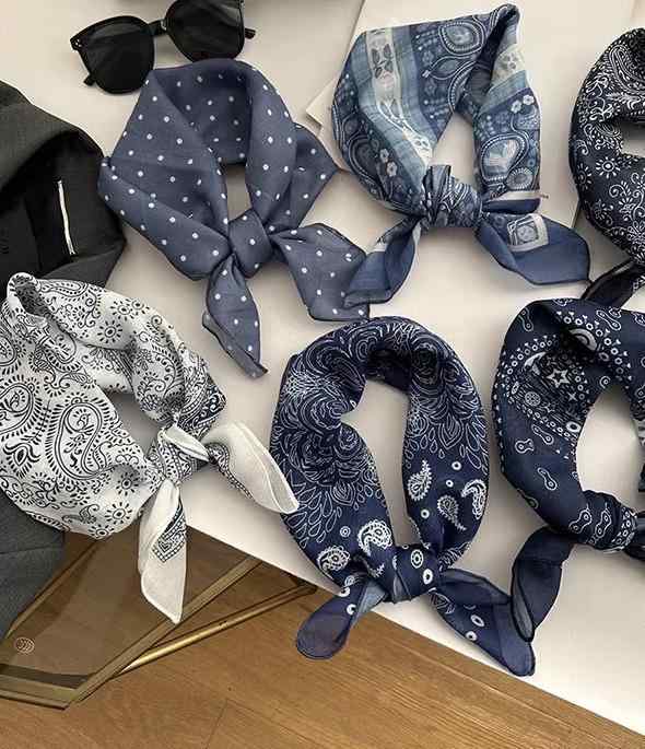 スカーフ レディース 春夏 ヴィンテージ風 ブルー ペイズリー柄 小花柄 綿麻 ミニスカーフ マルチ バン..