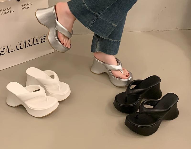 evaサンダル レディース 韓国 夏 厚底 滑り止め 外履き トングサンダル 海 プール リゾート 旅行 シンプル カジュアル おしゃれ 黒 白 シルバー 無地