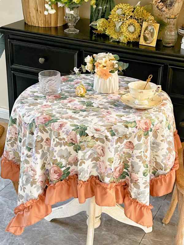 テーブルクロス 花柄 バラ アメリカン カントリー調 レトロ 綿 スクエア 赤 フリル カバー布 ダイニング 円卓 庭園 バルコニー デコレーション おしゃれ