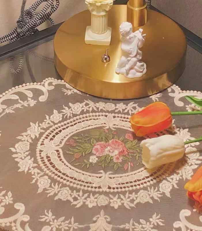 テーブルマット おしゃれ ヴィンテージ風 フレンチ レース バラ 刺繍 カバークロス ヨーロピアン カントリー調 ベッドサイド ダイニング 装飾 ベージュ