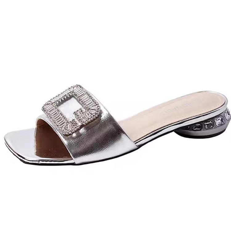 サンダル レディース おしゃれ シルバー 四角バックル きらきら 一字ストラップ 夏 柔らかい 履きやすい カジュアル