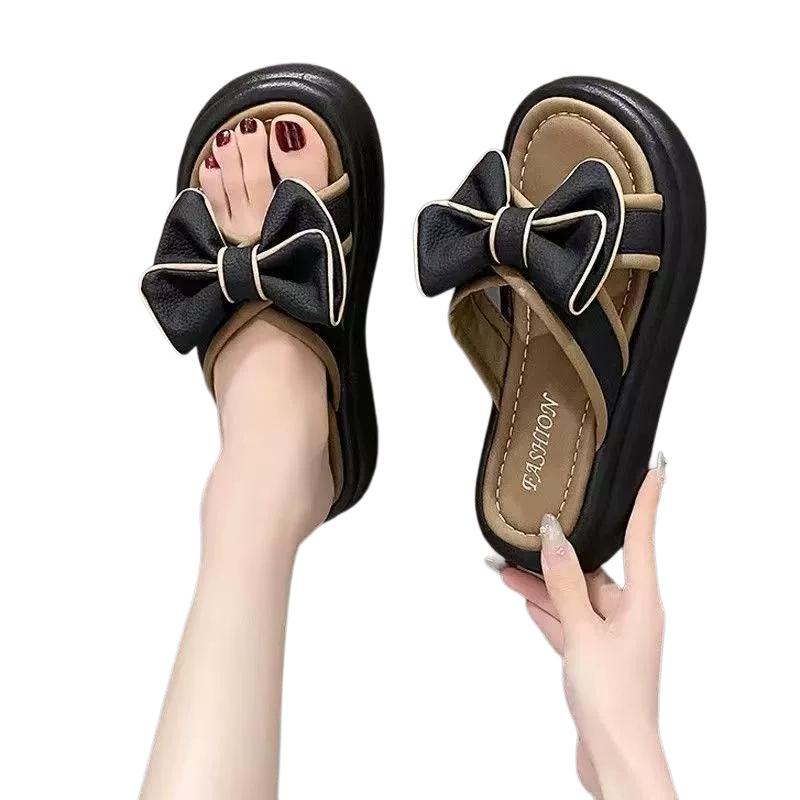 デザイン: リボン付き スタイル: 韓国 裏地素材: PVC サイズ: 38-39.36-37.40-41 アッパー素材: PVC 製法: インジェクション製法 機能: 滑り止め ヒール高: フラット タイプ: スライドサンダル インソール...