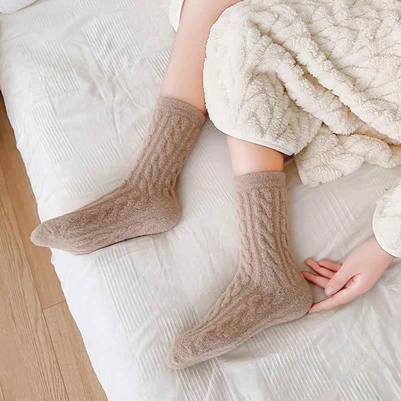 靴下 レディース おしゃれ 秋冬 冬 ミドル丈 厚手 雲朶織り マフラー編み 寝るとき 冷え対策 もこもこ 可愛い