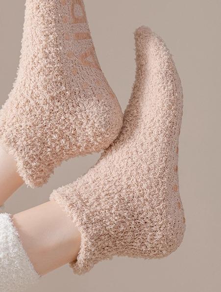 靴下 レディース おしゃれ メンズ 秋冬 厚手 暖かい ふわふわ ルームソックス 産後用 睡眠 滑り止め加工 柔らかい ソックス 大人