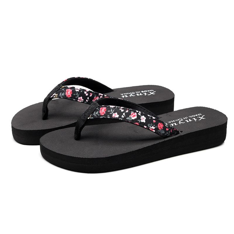 サンダル レディース おしゃれ カジュアル 夏 厚底 トングサンダル シンプル ふわふわ 軽量 フォームソ..