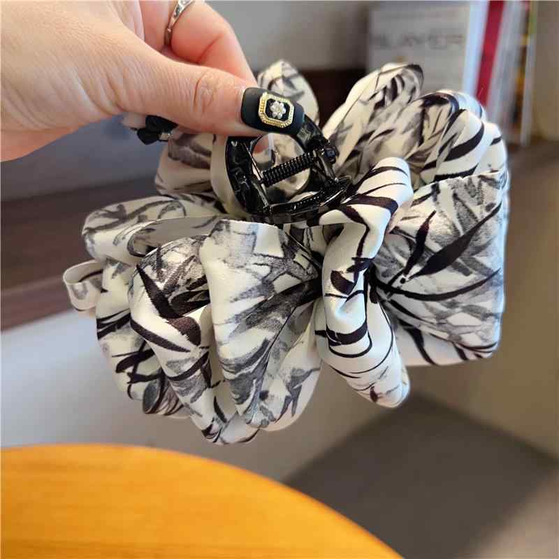 Hair Clips - ヘアクリップ 和風 竹葉柄 サテン 髪飾り シュシュ風 バンスクリップ レディース おしゃれ 髪留め 中国風 アクセサリー