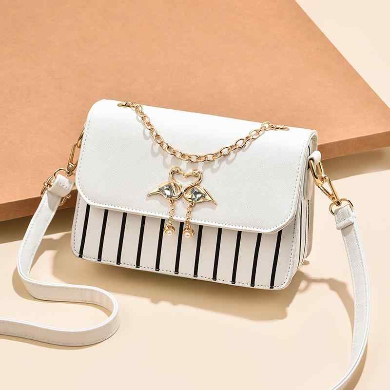 ショルダーバッグ レディース おしゃれ 斜め掛け 小さめ シンプル カジュアル