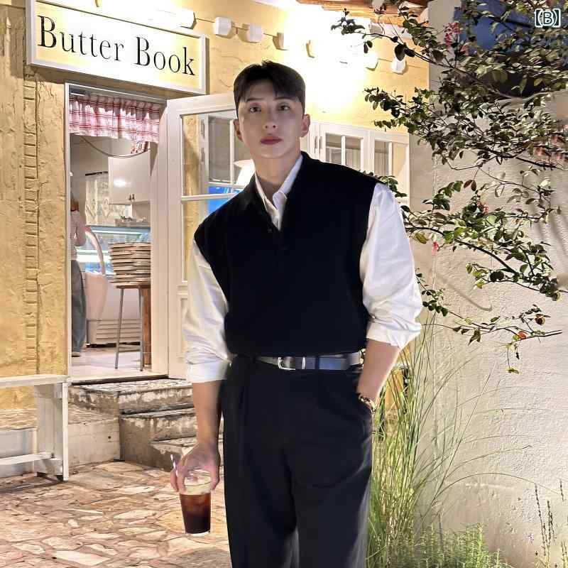 ベスト メンズ おしゃれ 春秋 ポロカラー ニット ベスト 無地 韓国 軽やか 大人カジュアル