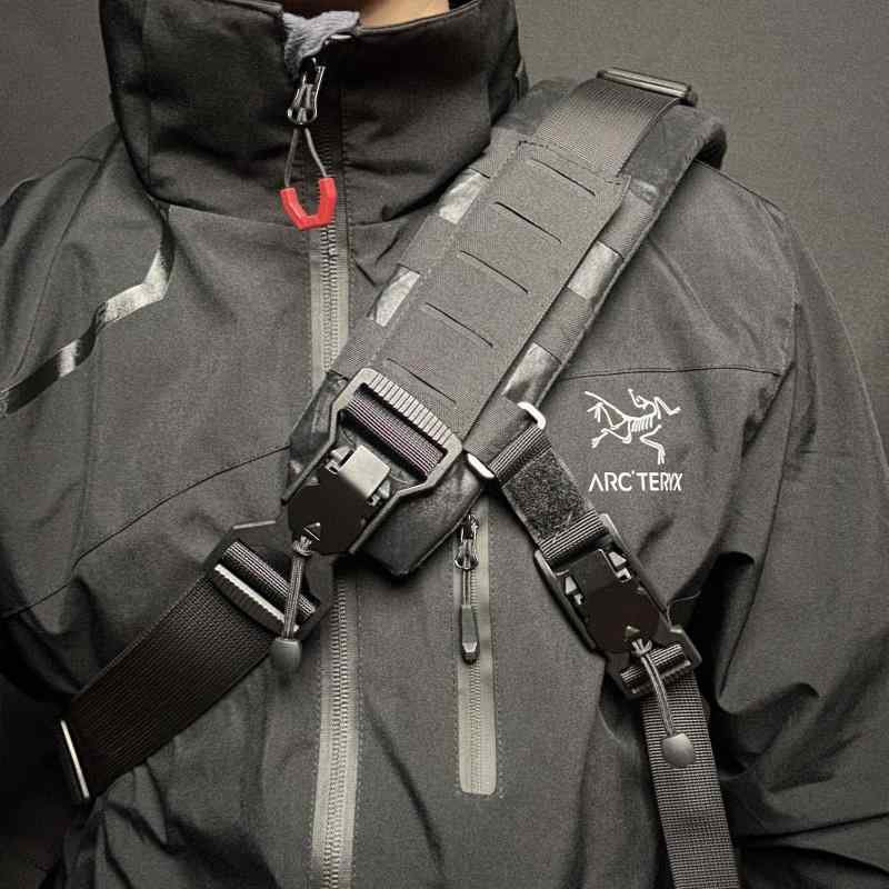 肩パッド 肩当て 後付け メンズ 通気性 滑り止め 肩圧分散 MOLLE 装備サポート ショルダーストラップ
