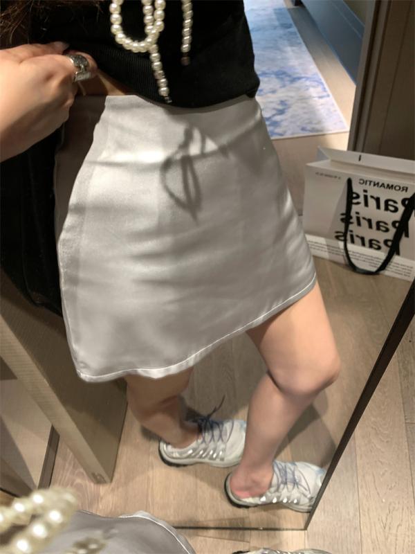 Rakuten - スカートパンツ レディース おしゃれ 大人 光沢 アセテート サテン Aライン ショート丈 夏 透け防止 上品 きれいめ