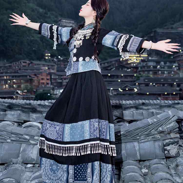 ダンス 衣装 レディース おしゃれ ミャオ族 蝋染め 民族風 演出 観光 写真 コーデ 映え